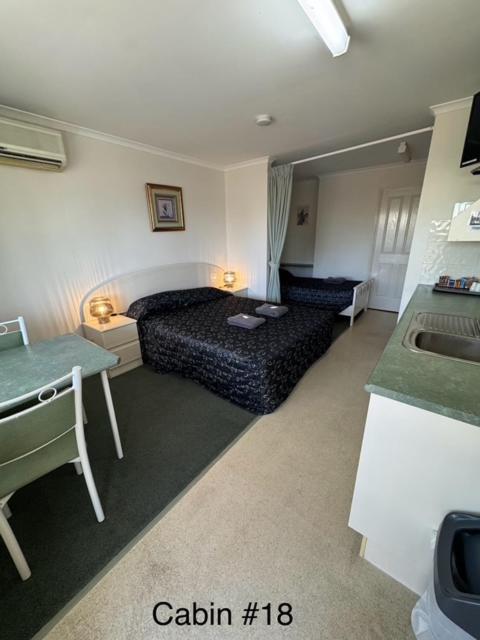 Warrego Motel Charleville Exterior foto