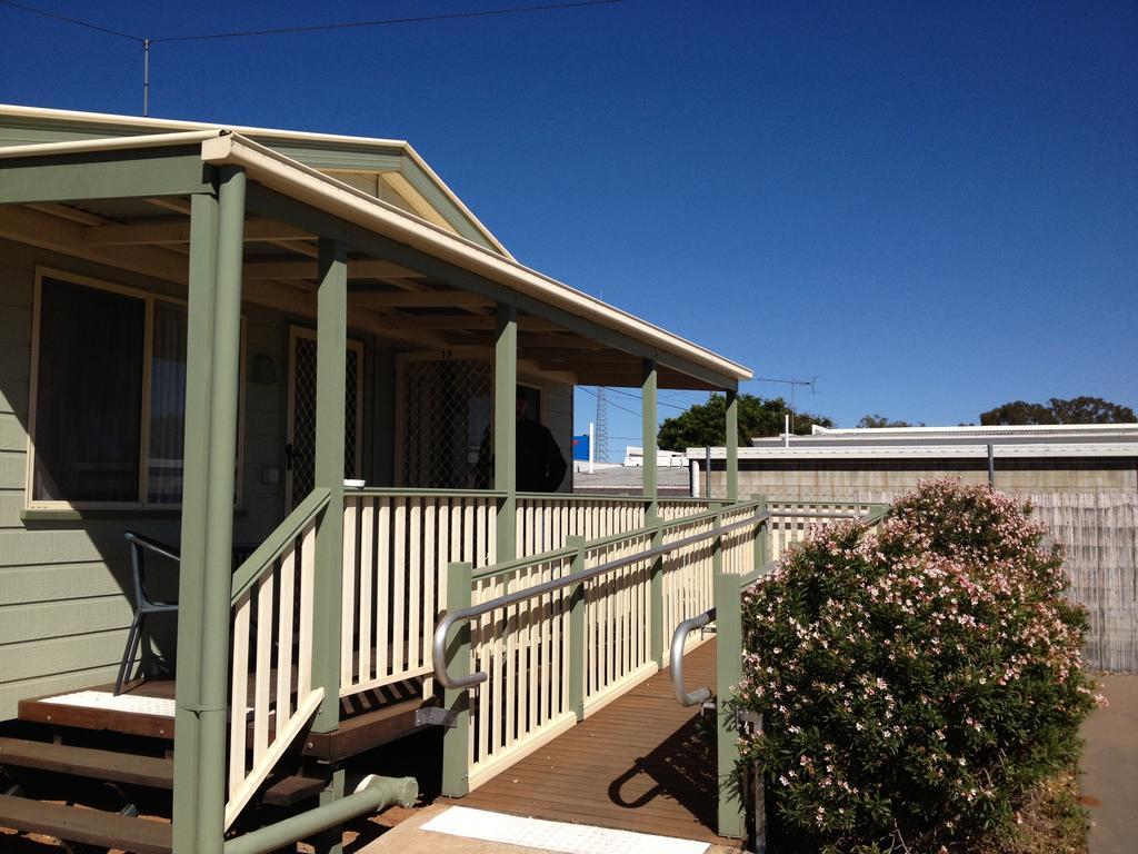 Warrego Motel Charleville Exterior foto